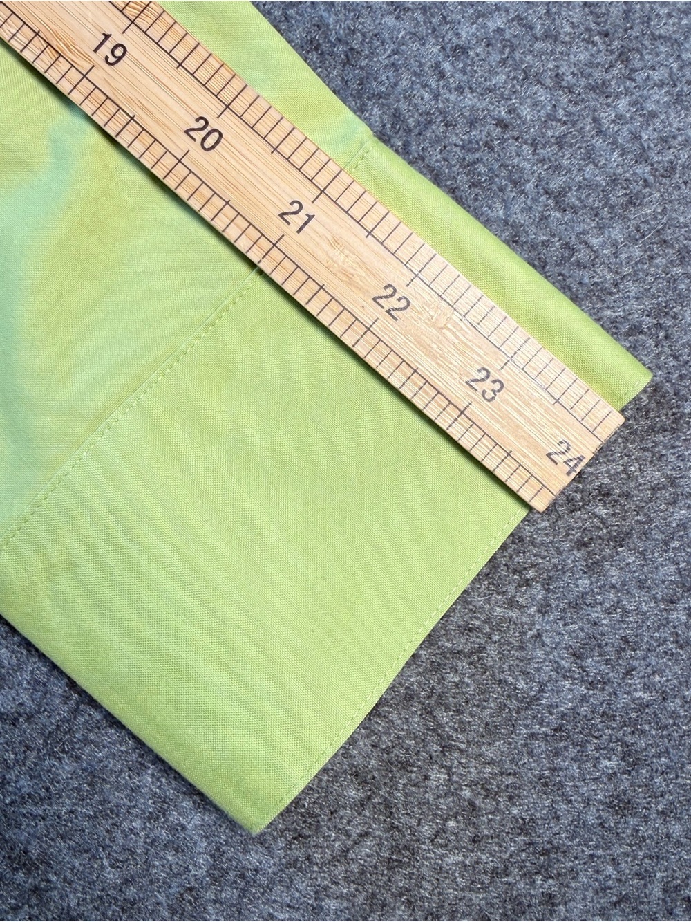 Chico’s Lime Green No-Iron Hidden Button Stretch Blouse Career‎ Top Size Large - Picture 9 of 10
